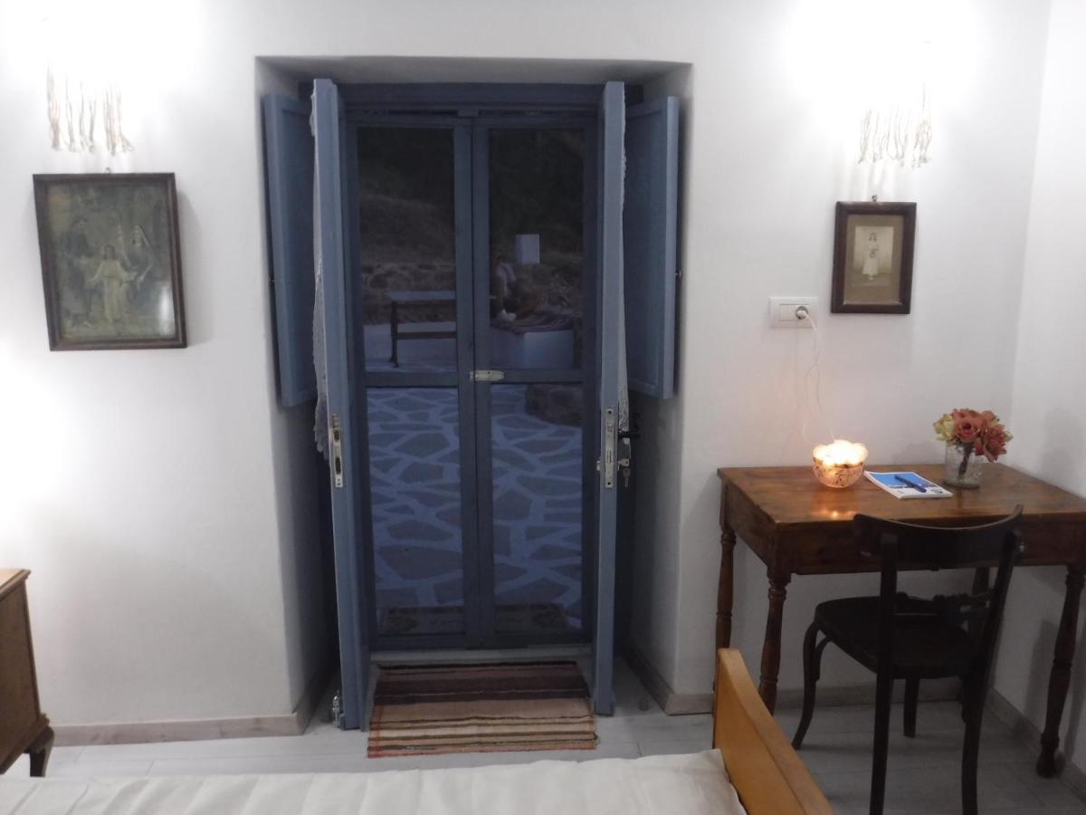 The Aegean Blue Country House Old Milos Lagoudi Zia Exterior photo
